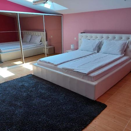Nomi Central Apartment Târgu-Mureş Eksteriør bilde